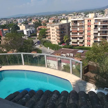 Apartament Joli Saint-Raphaël