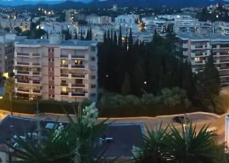 Joli